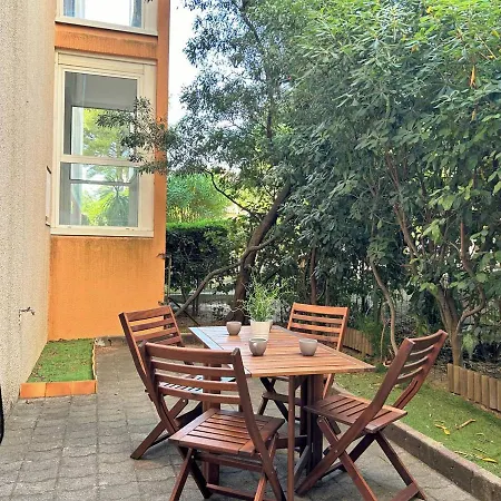 T2 Avec Jardin, Parking Et Climatiseur - Proche - Fr-1-251-436 דירה *