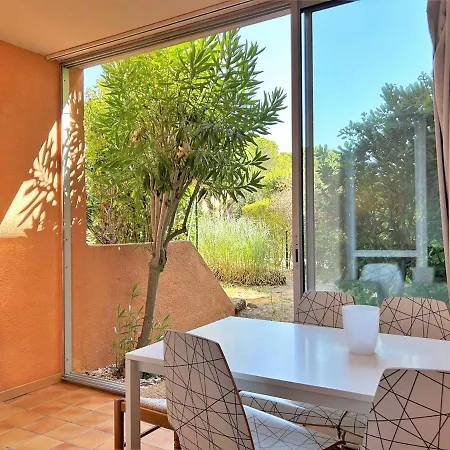 T2 Avec Jardin, Parking Et Climatiseur - Proche - Fr-1-251-436 דירה