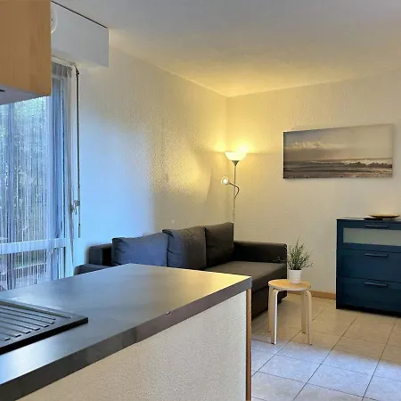 דירה T2 Avec Jardin, Parking Et Climatiseur - Proche - Fr-1-251-436 *